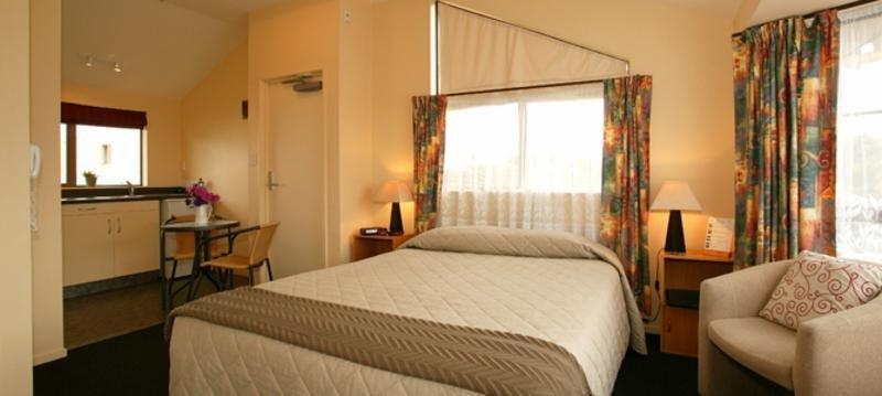 Colonial Motel Μπλένχαϊμ Εξωτερικό φωτογραφία