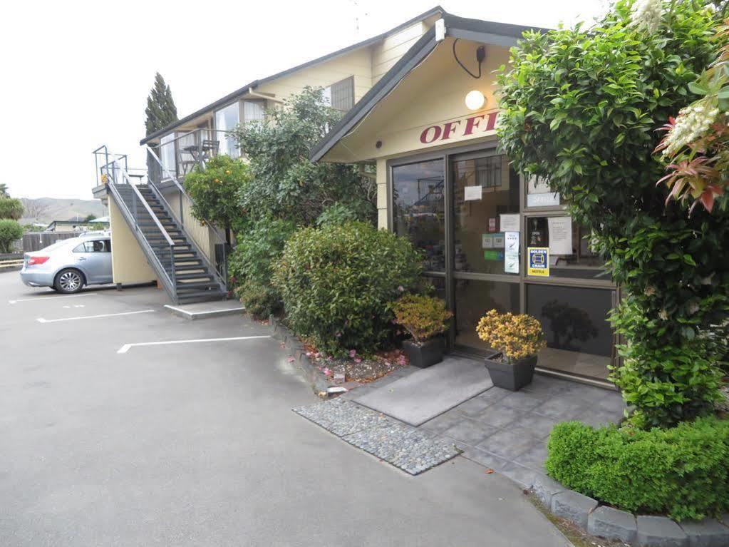 Colonial Motel Μπλένχαϊμ Εξωτερικό φωτογραφία